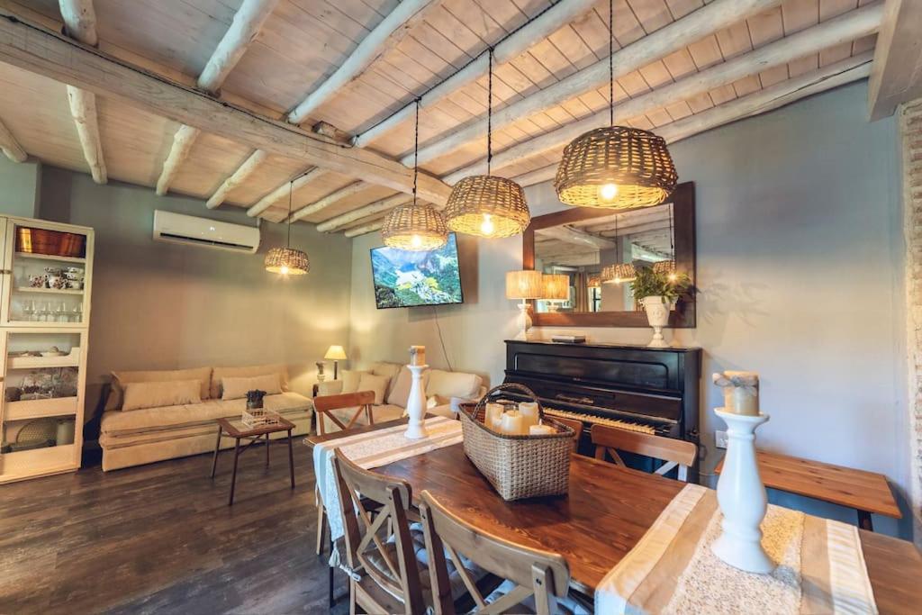 La Casa Del Jardin Villa Candeleda Kültér fotó